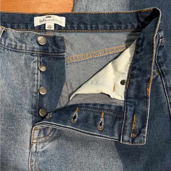 LABORATORY BY Lord and Taylor  two toned  MENS jeans - Picture 15 of 16